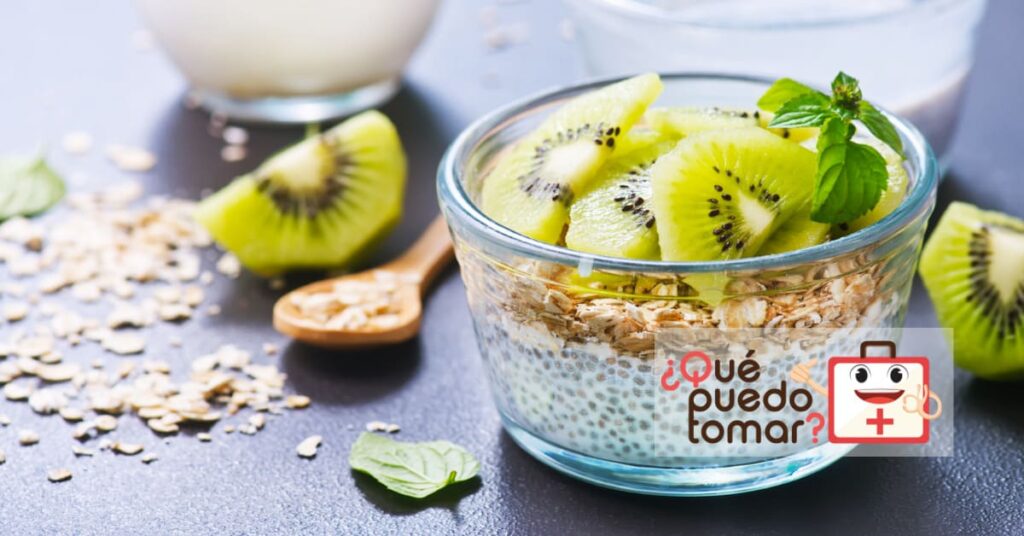 Yogur con avena, chía y kiwi